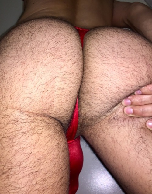 kinky-verbal-dom-top:  Love that ass, especially with a thong dividing it