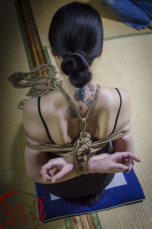 Pivate lessons with Akira Naka sensei. at : スタジオ六本木倶楽部 Model : Iroha Shizuki Kinbaku & Photo : I