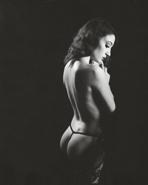avaspornblog:  Follow Me!