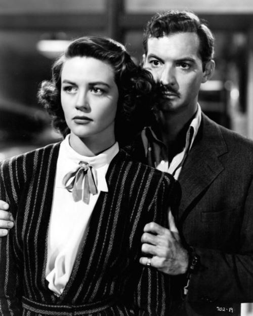 Dorothy Malone and Zachary Scott in Flaxy Martin (1949).