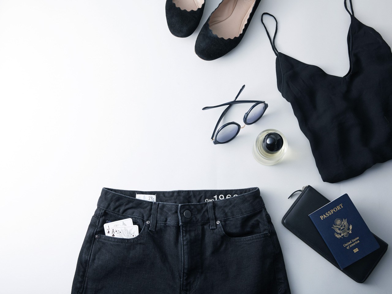 gap:  &ldquo;Breathing room&rdquo; by Alice Gao #Styldby #DressNormal See