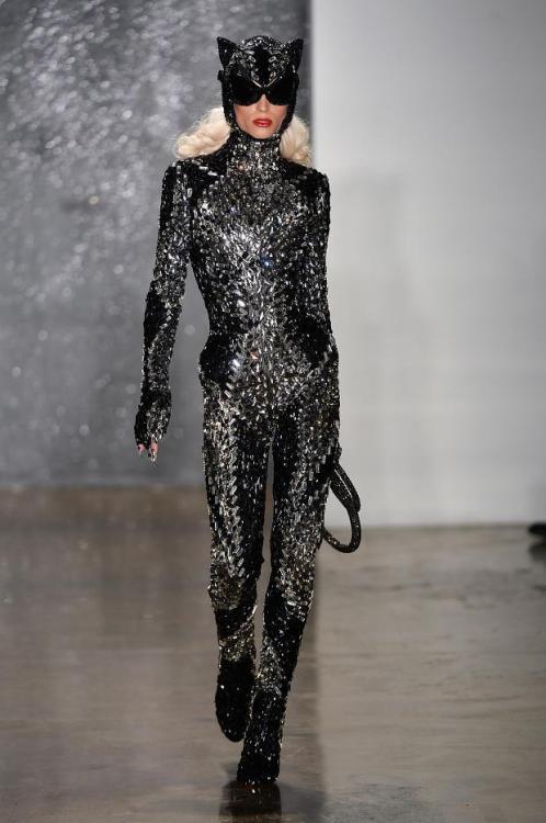 Les Beehive – Faster, Pussycat! Kill Kill! The Blonds take on Catwoman at NYFW
