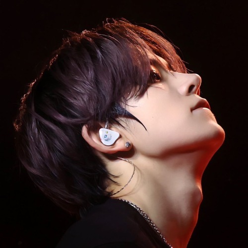 Heeseung’s Nose >>>>> You 