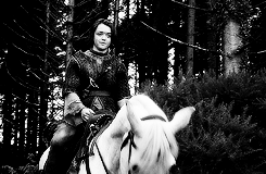 rubyredwisp:  It was intentional that we would begin the episode with the loss of