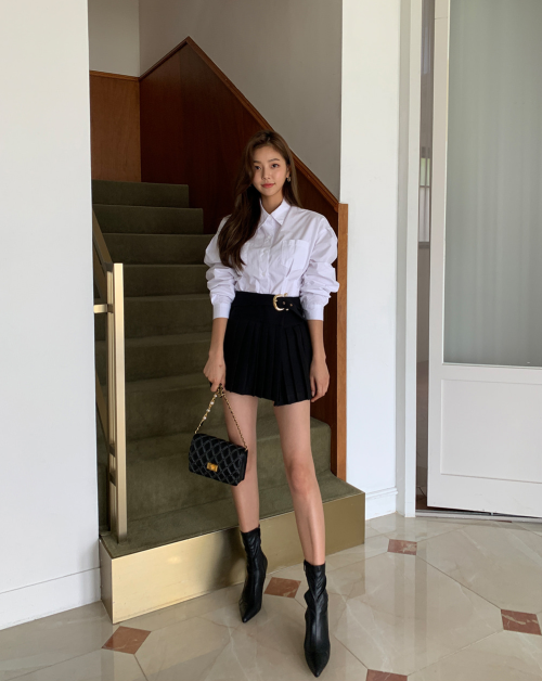korean-dreams-girls:    Chae Eun - September 03, 2020 Set   