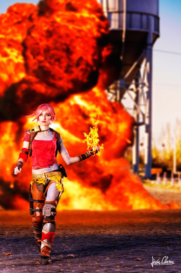 theomeganerd:  Borderlands 2 Cosplay by nebulaluben 