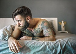 beardsplustattoos:      /Have a beard+tattoo,know