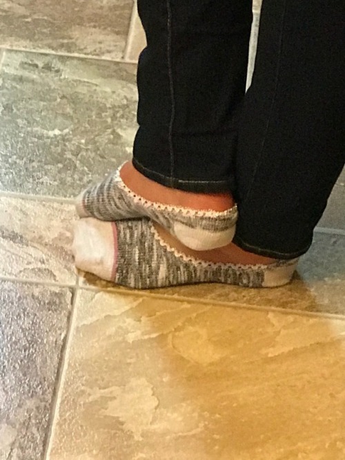 wierdguy83: My sister’s socks at Easter lunch Mmmmm I would love to sniff your sisters socks&a