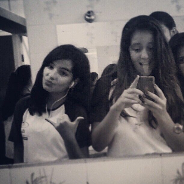 Pequena ♥♡♥ #friend #friends #fun #TagsForLikes #funny #love #instagood #igers