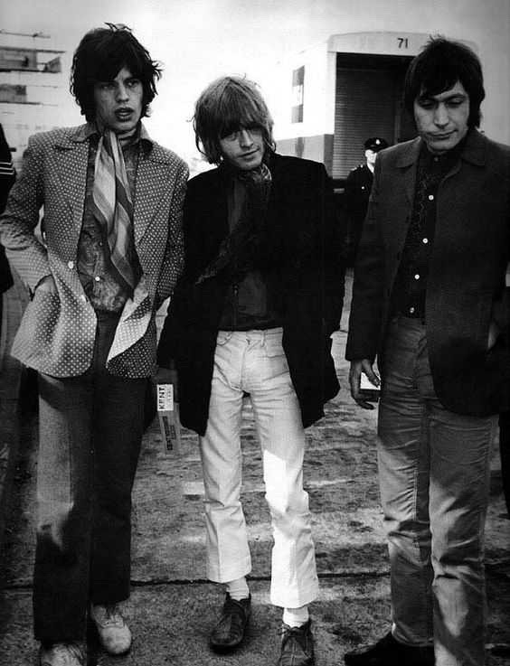 goo-goo-gjoob-goo-goo:  Mick Jagger, Brian Jones and Charlie Watts - 1967.