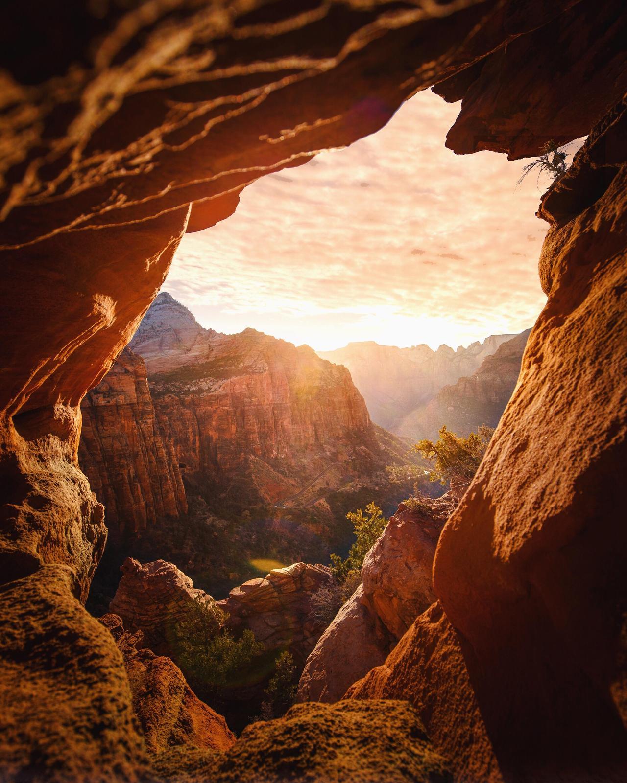 earthporn: Canyon Overlook through the rocks. Zion National Park, UT [OC][3244x4055]