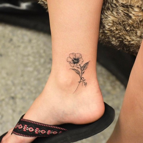 Flower Tattoo Artist: Tattooist Grain - Hongik.Univ.Station, Seoul, Korea