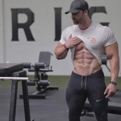 saintboxer:  grilledgym:  Bradley Martyn      (via TumbleOn)