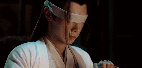 cqlfeels: Xue Yang acting lovesick is so funny because he’s literally twirling his hair like a