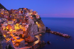 reagentx:  MANAROLA by yuash201 | http://500px.com/photo/47822938 