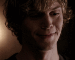 ilikeevanpeters:  naww. 