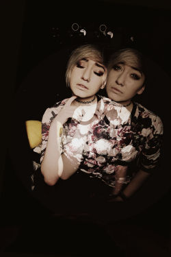 littletoolesbian:  hey theres two of me 