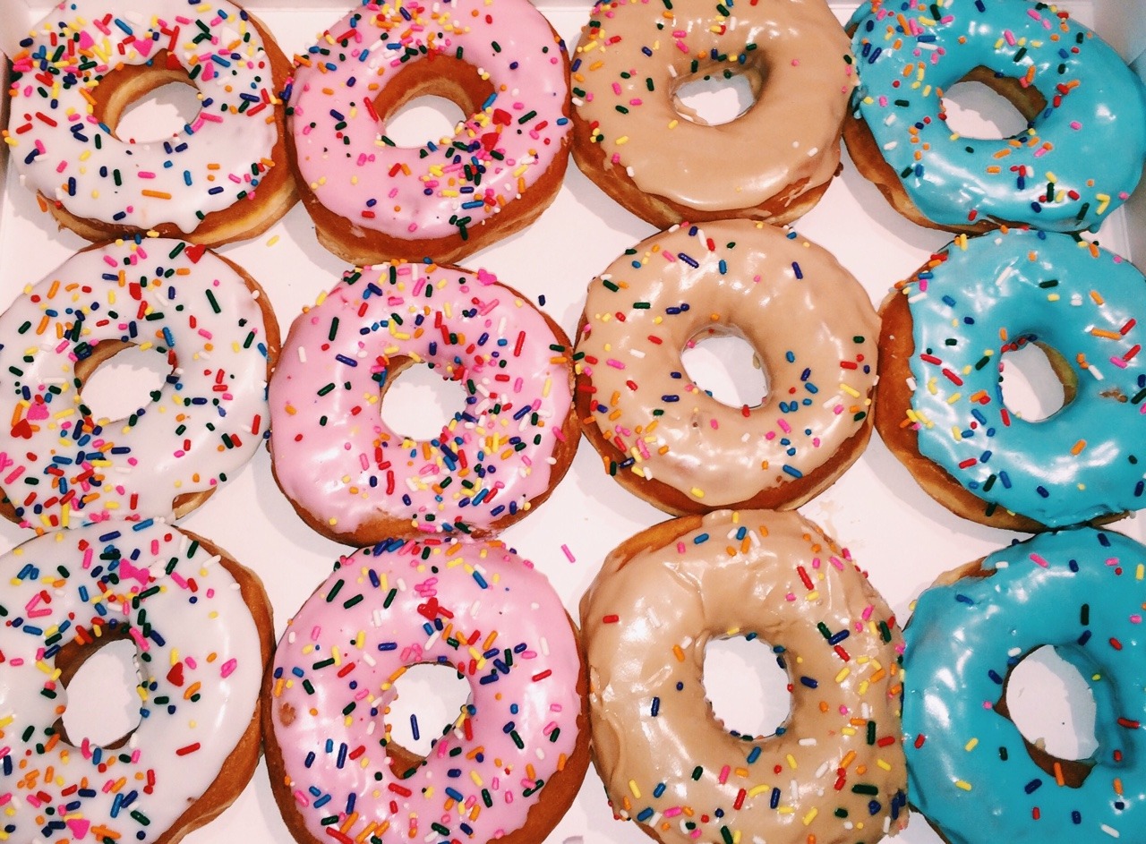paisley-moon:Mom bought doughnuts // good morning lovelies 💜