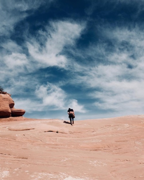 folklifestyle:Obsessed with this sky.
