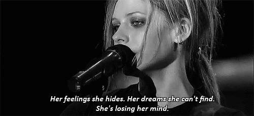red-paintedwrists:  sad b&amp;w blog- follow me I’ll follow back x 
