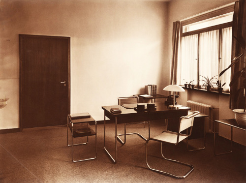 Conrad Beckmann, Police administration building, Berlin-Köpenick, 1930-31. Photos Hugo Schmölz. Arch