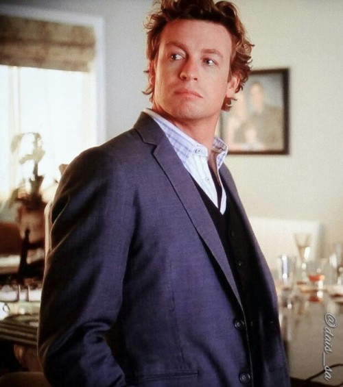1×15 Scarlett Fever