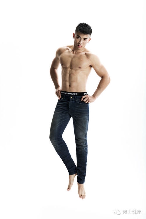 asianmuscleclub:  asian muscle man
