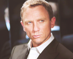 patrickdempesy:  favorite celebrities » daniel craig 