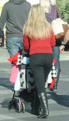 Ahh, spandex