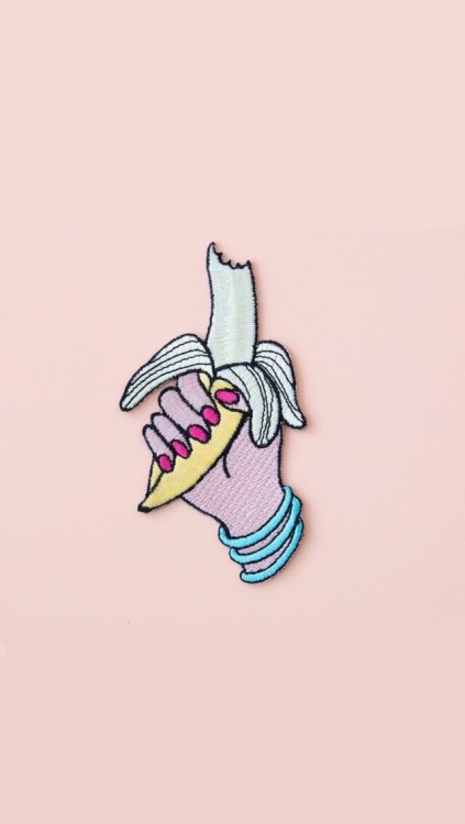 teen4ge-dreams2: Peach pins  Like or reblog if you save/use