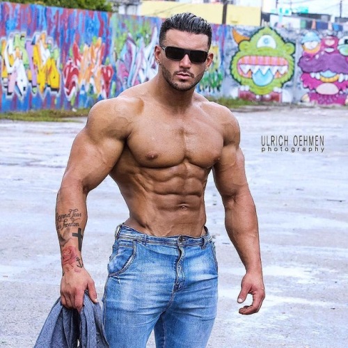   Casey Christopher - Fitness Model