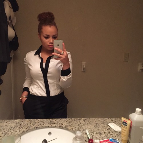 almost-athena:  Mass post of square selfies since i hardly take them.  Damn she beautiful
