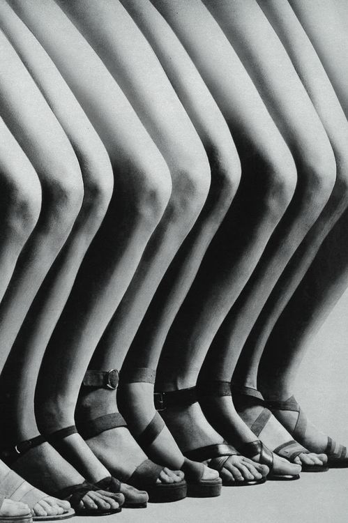 vitaetlaetitia:  by Guy Bourdin (1928-1991) 