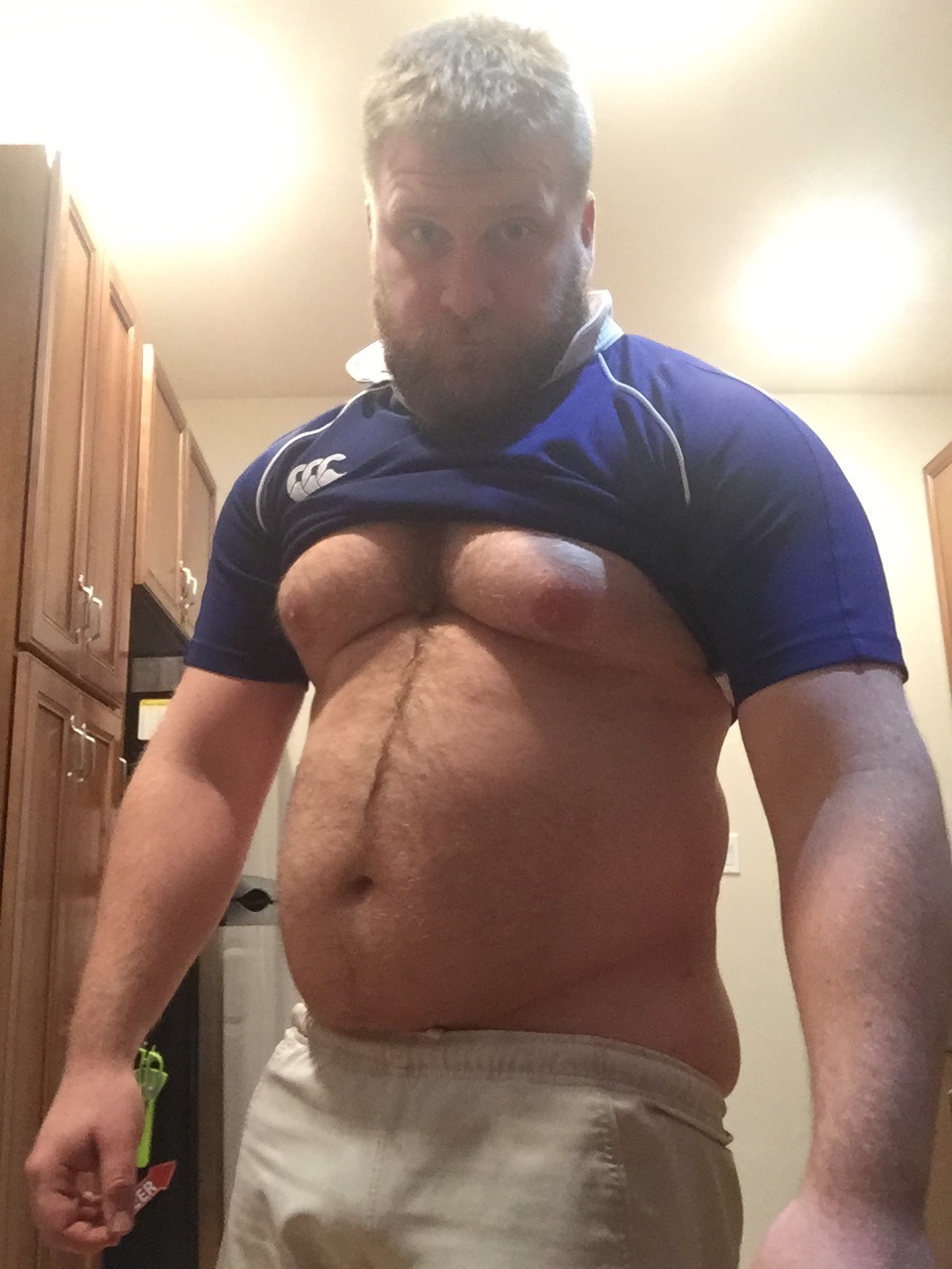 spartacubs:  Tum tue: kit edition