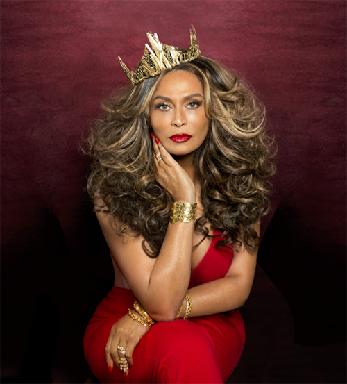 yivialo: bae-mysterio: itslaroneppl: Yes Tina Knowles Lawson slays in her most recent spread in Ebon