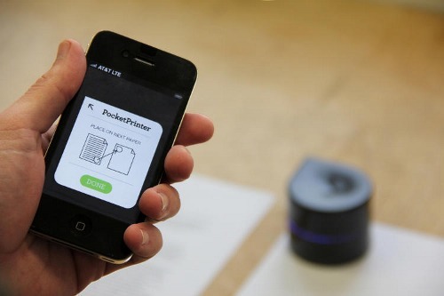 wetheurban:
“ DESIGN: The Pocket Printer by Zuta Labs
The Zuta Labs’ pocket printer has apparently made mobile printing a dream come true.
Read More
”
Interesting printer concept!