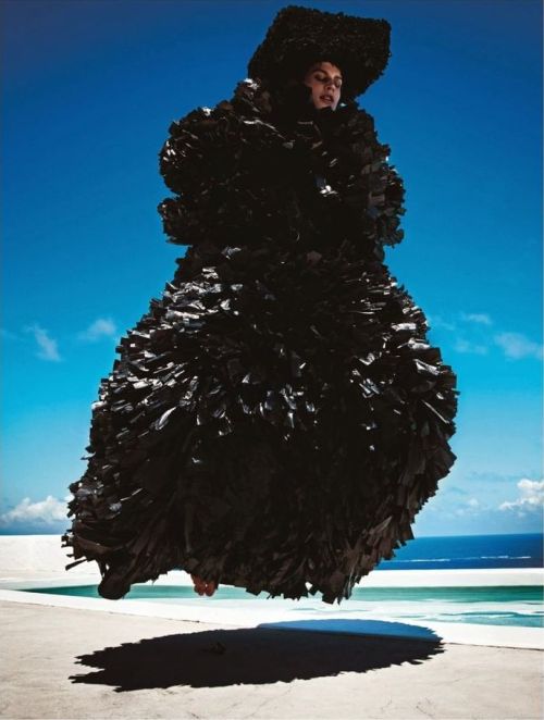 Jumpin’ JehoshaphatPhoto of Saskia De Brauw by Mario Sorrenti for Vogue Paris 