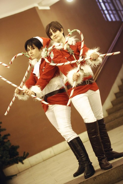 Merry Christmas! Christmas Shingeki no Kyojin Eren Jaeger Corporal Levi RIvaille