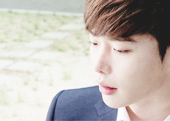 weobin: This great face, this smart head, don’t hide it. As much as you want, live