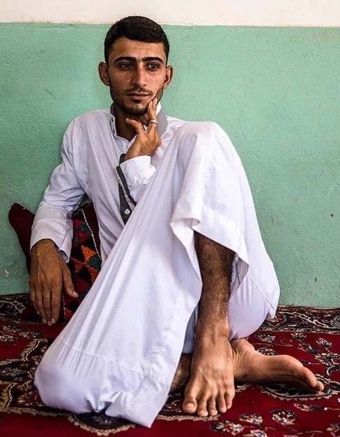 Blmanblr:arabfeetslut:its An Honor To Be This Hot Arabian Guy’s Footslave   Perfection….