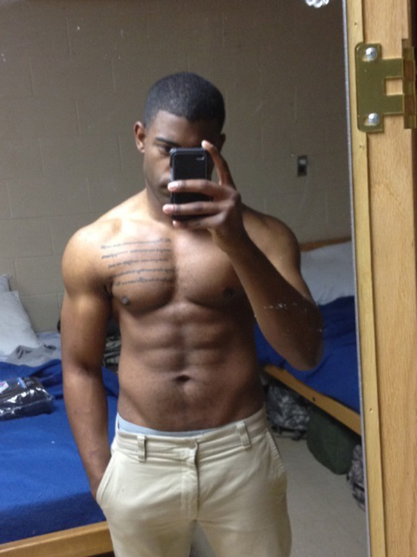 thecircumcisedmaleobsession:  23 year old straight Army guy stationed in Killeen,