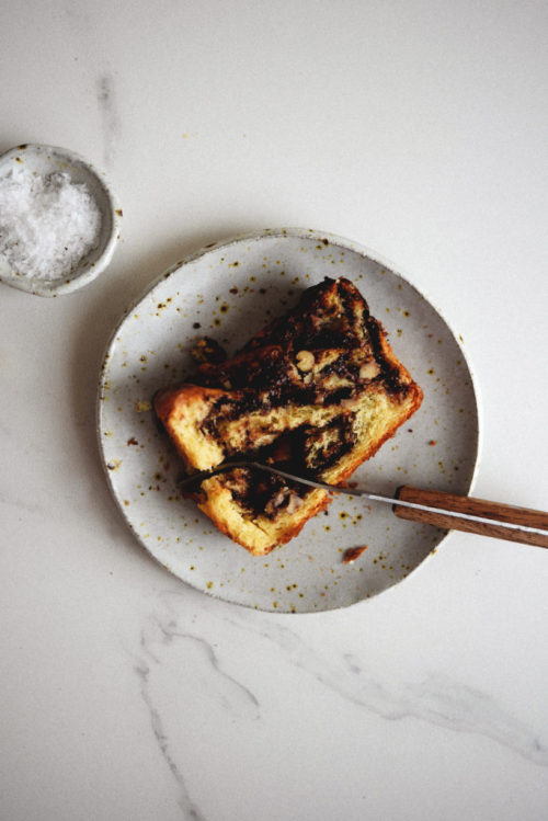 sweetoothgirl:    CHOCOLATE WALNUT BRIOCHE BABKA   