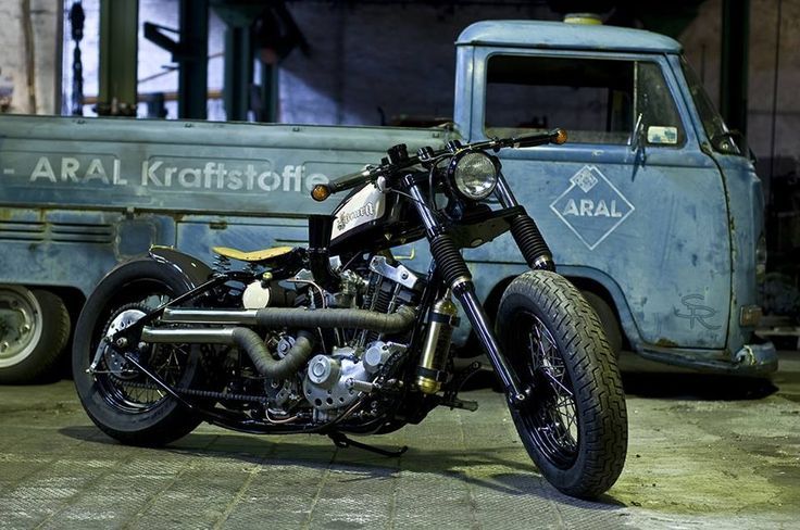 bobberinspiration:  Harley-Davidson Ironhead bobber 