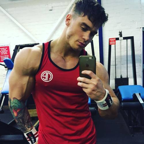 wow look at him