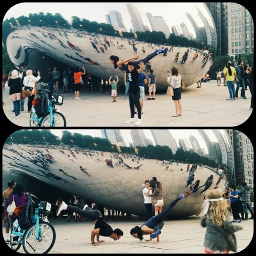 Flying at the Bean!! @king_frater #badyogis #chitown (at The Bean @ Millennium Park)