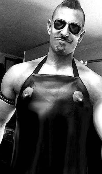 https://nipplepigs.tumblr.com/post/160055759263