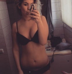 Fvckbonnie:  🌸Somehow I Lost 44 Lbs In 3 Months, Im Proud Of My Body Now And I