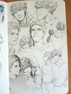 aurigaearts:  Sketchbook things ♡ 