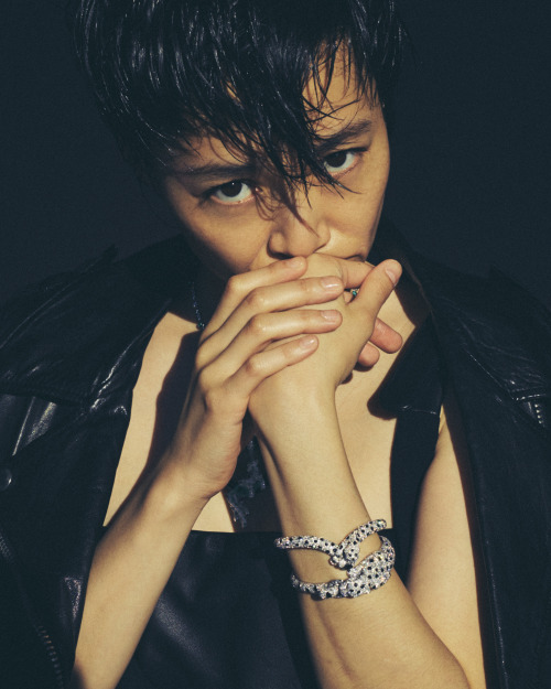 GINZAMAGAZINE 2014 OCT
