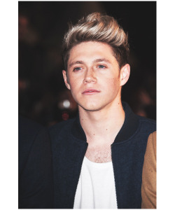 lirrylocks:  Niall Horan arriving on the